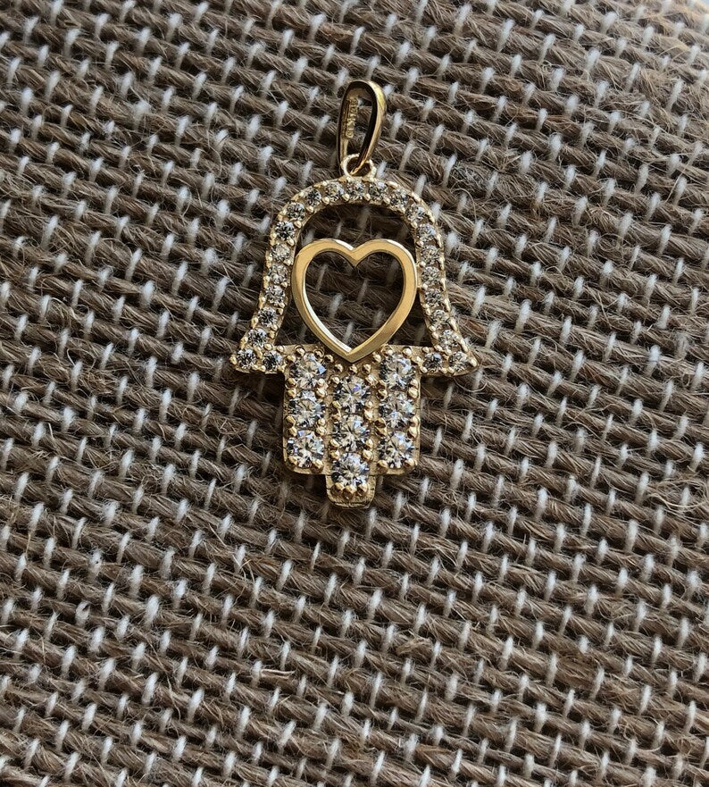 Elegant 14K Yellow Gold Hand-Shaped with Heart Necklace